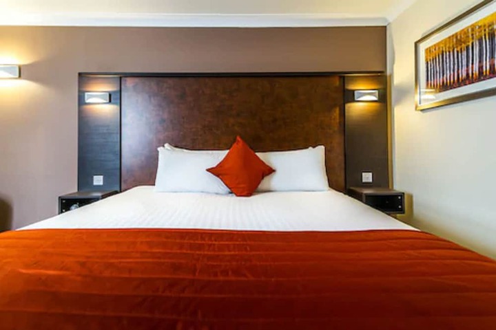 Room 21 of 61