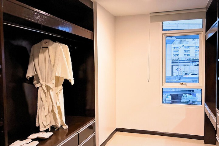 Room 40 of 78