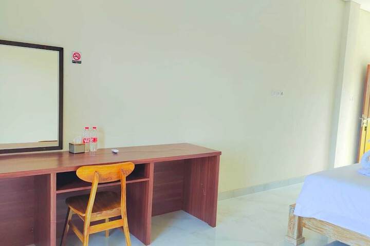 Room 5 of 25
