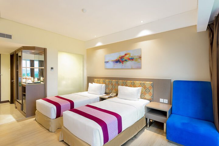 Room 30 of 72