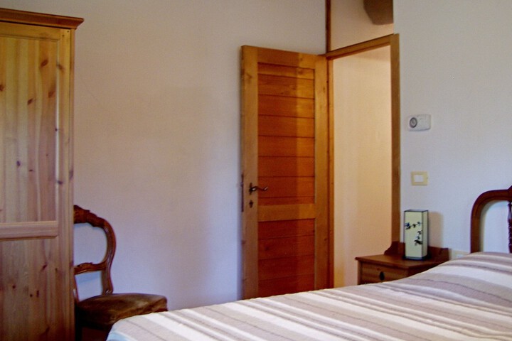 Room 10 of 36