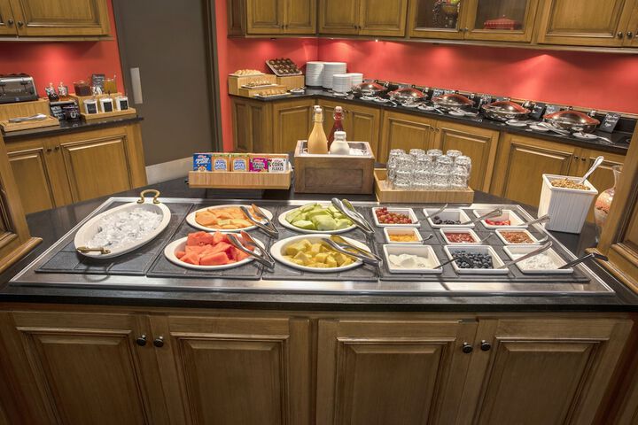 Dining 50 of 63