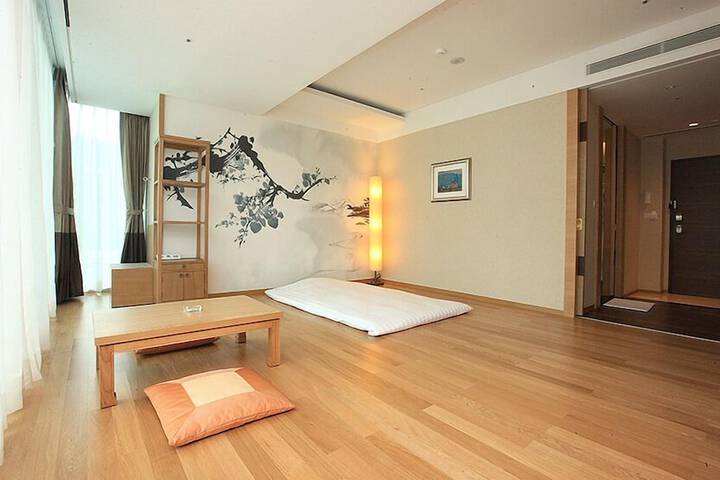 Room 15 of 54