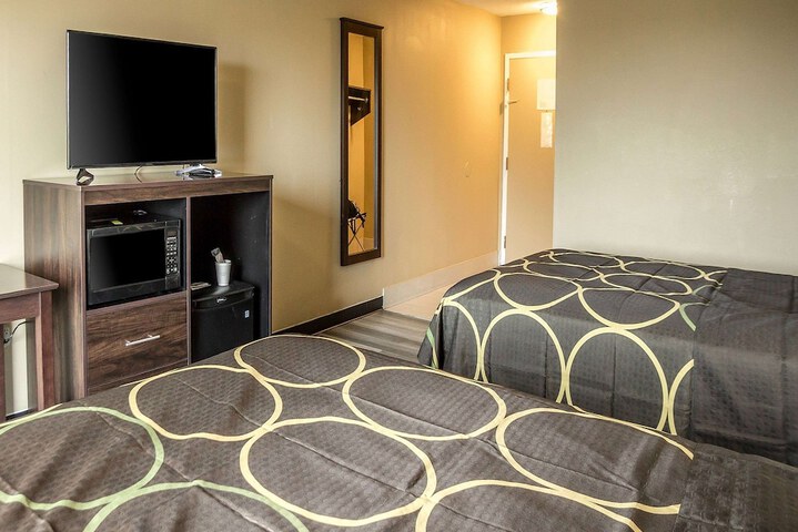 1 Double Bed Accessible Room (15 of 15)