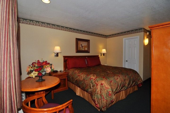 Room 6 of 50