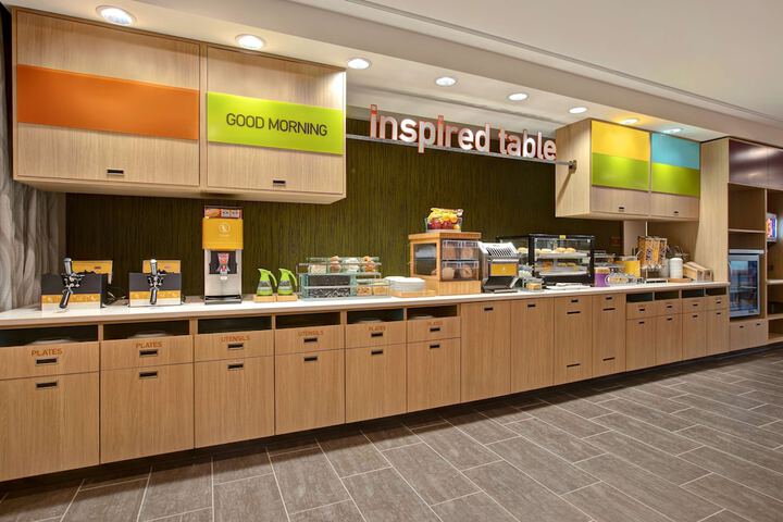 Breakfast area