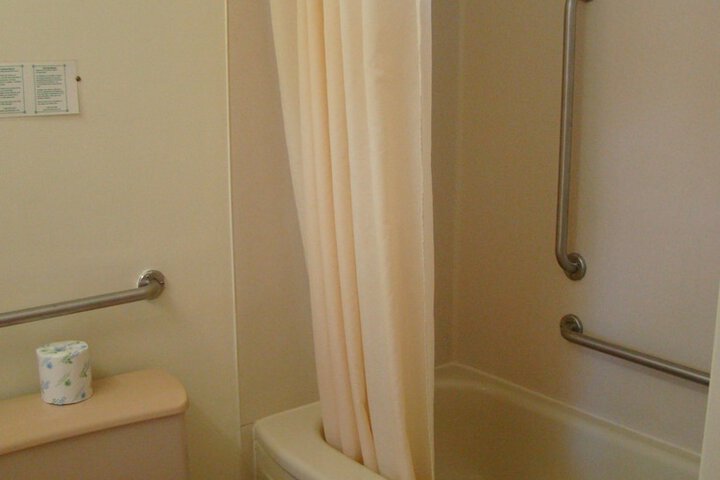 Room 52 of 116