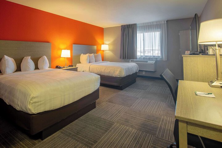 1 Double Bed Accessible (21 of 44)