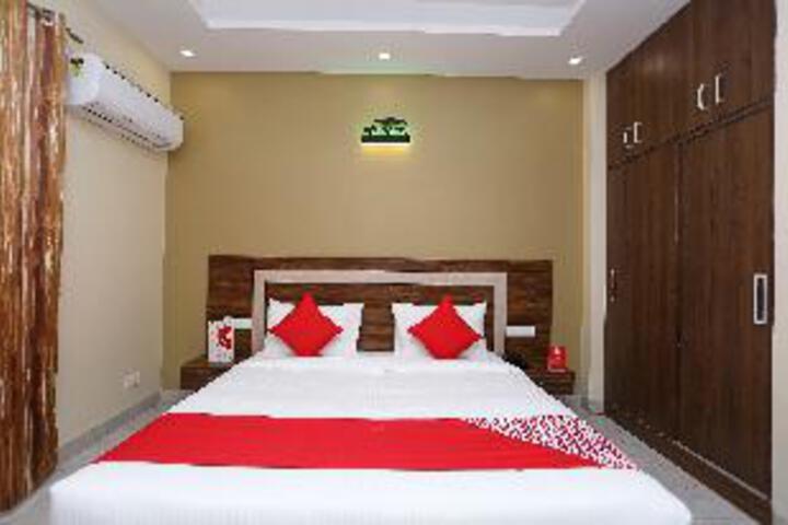 OYO 23659 FARIS RESIDENCY