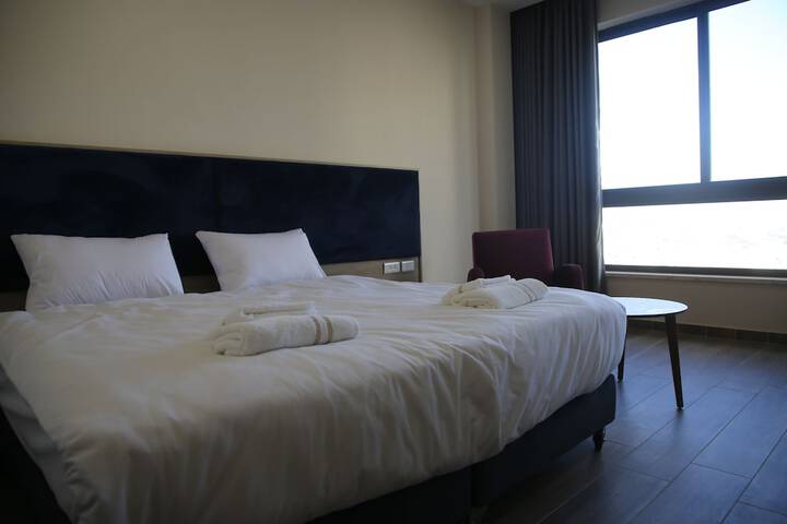 Room 8 of 23