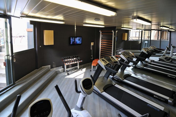 Health and Fitness 75 of 140