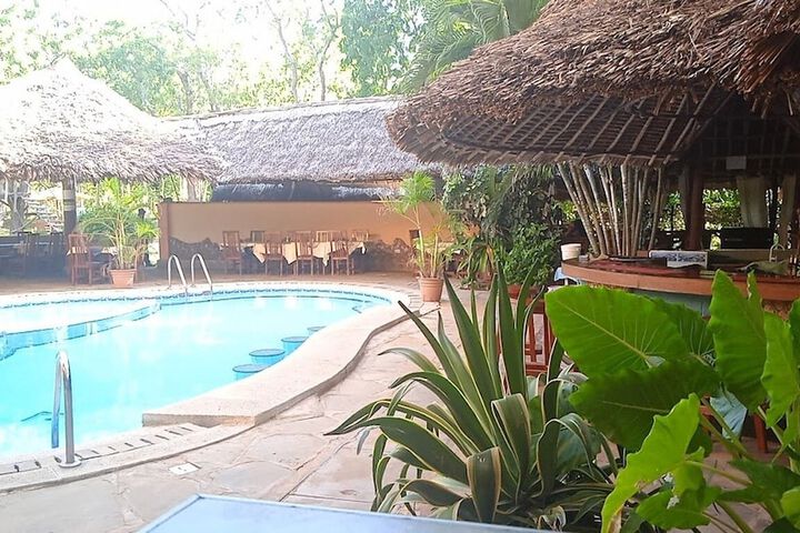 Pool 37 of 66