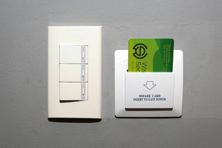 Room 15 of 26