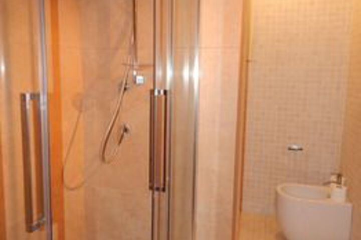 Room 10 of 91