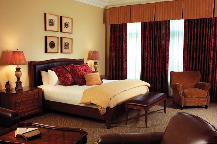 1 King Bed (21 of 22)