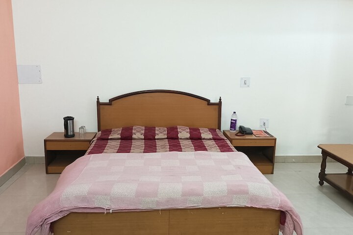 Room 6 of 46