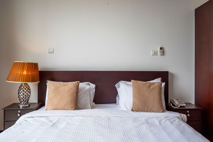 Room 26 of 46