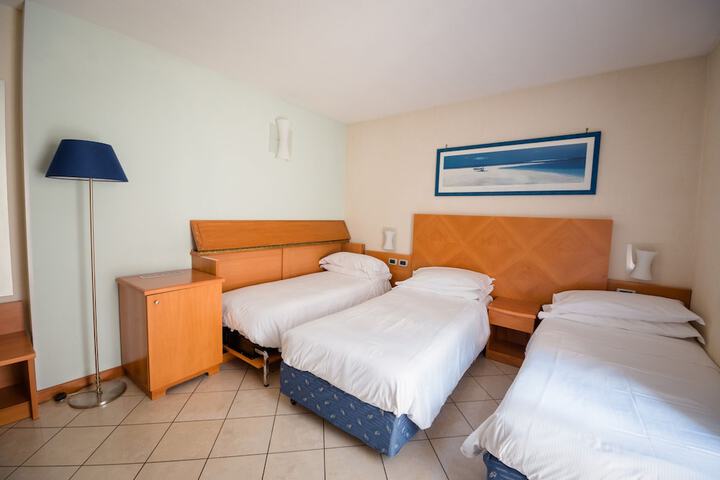 Room 69 of 116