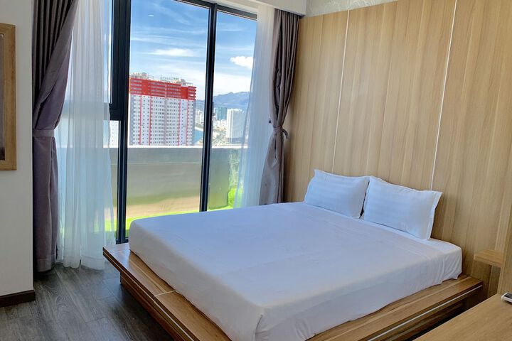 Room 14 of 39