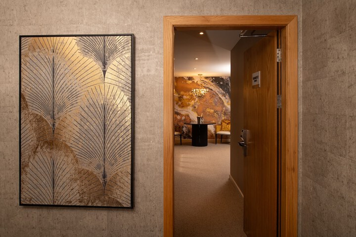 Room 21 of 70