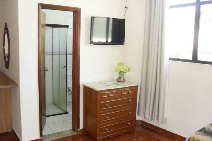 Room 9 of 47