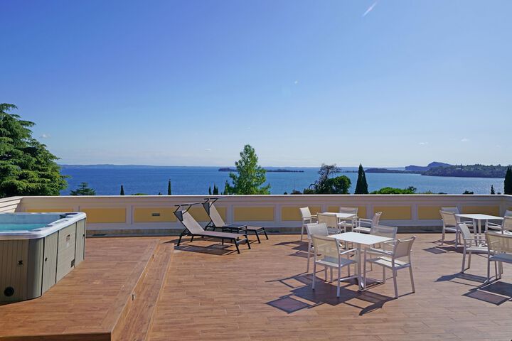 Terrace/Patio 51 of 60