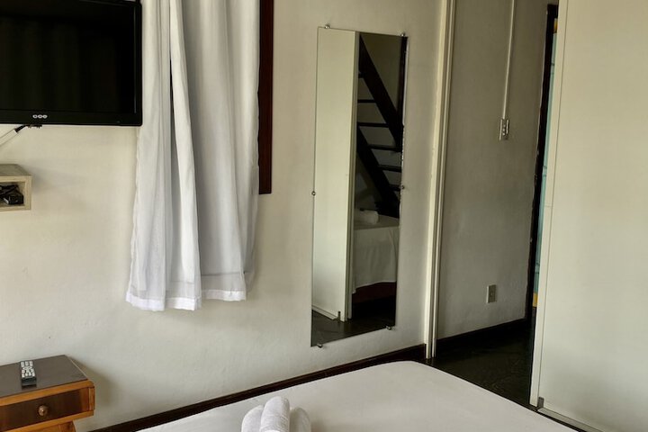 Room 22 of 76