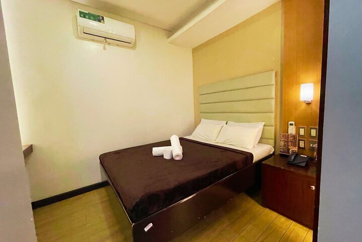 Room 29 of 73
