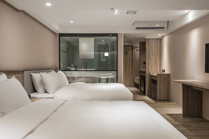 Room 38 of 145