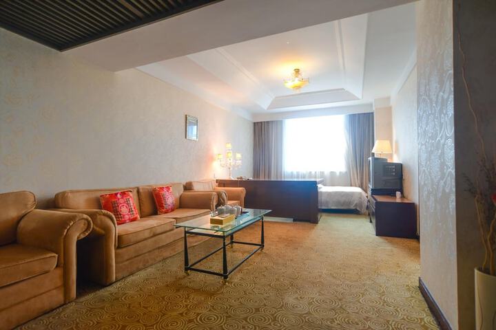 Room 20 of 36