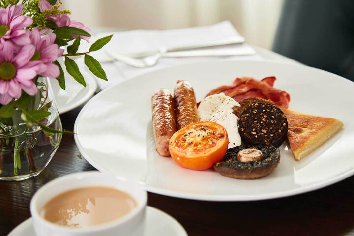 Breakfast/Coffee Service 85 of 133