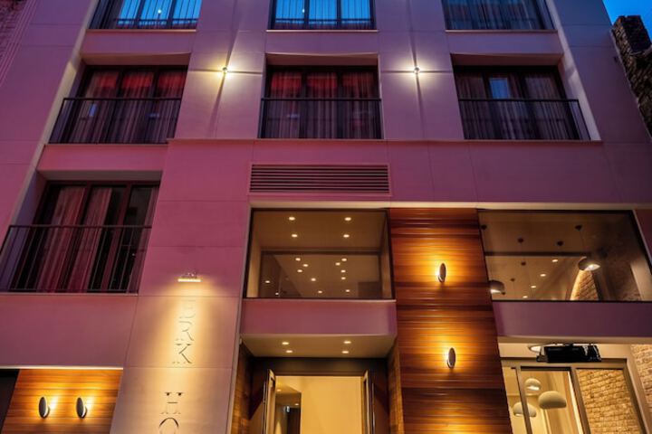 Hotel 106 of 112