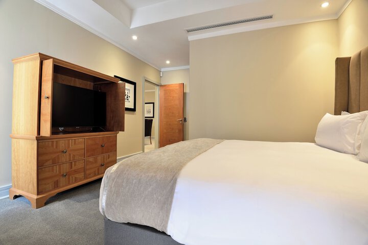 Room 13 of 78