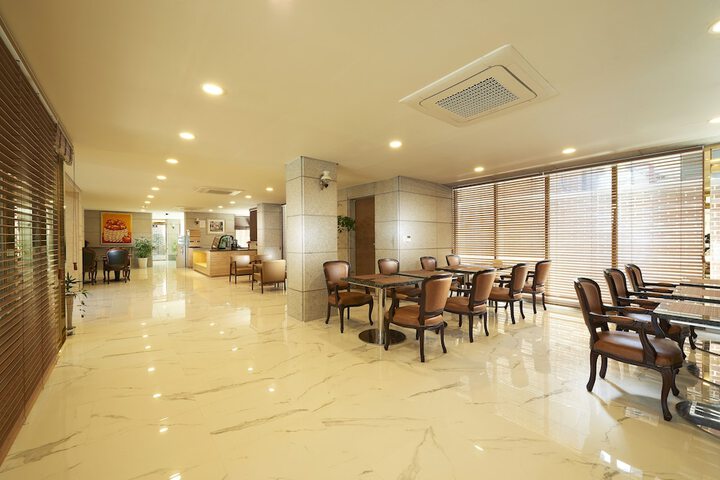 Hotel Interior 3 of 32
