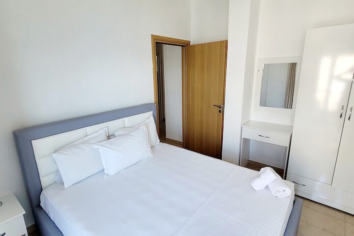 Room 10 of 59