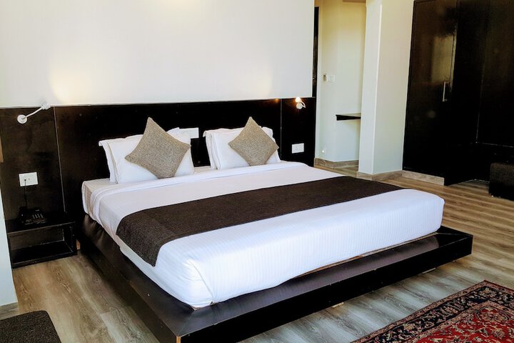 Room 11 of 47