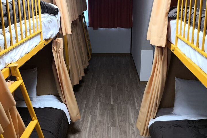 Room 15 of 99