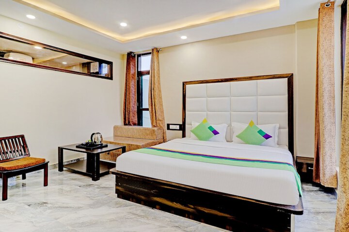 Room 20 of 73