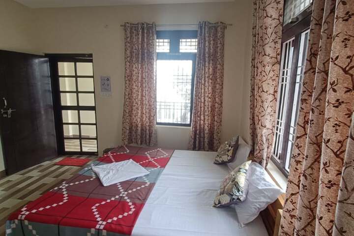 Room 3 of 26