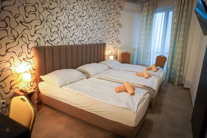 Room 65 of 89