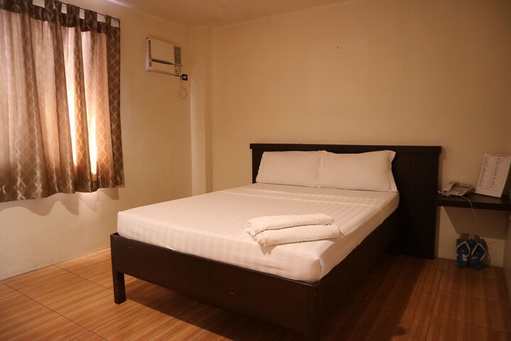 Room 7 of 26