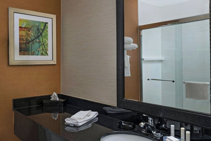 Room 11 of 22
