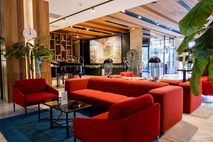 Lobby Photo