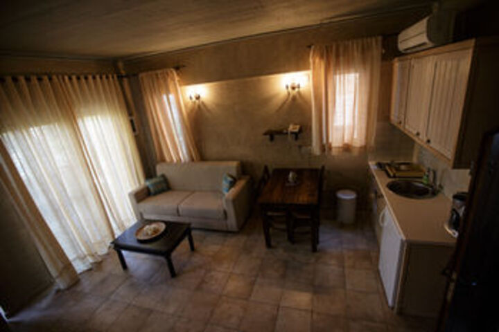 Room 18 of 26