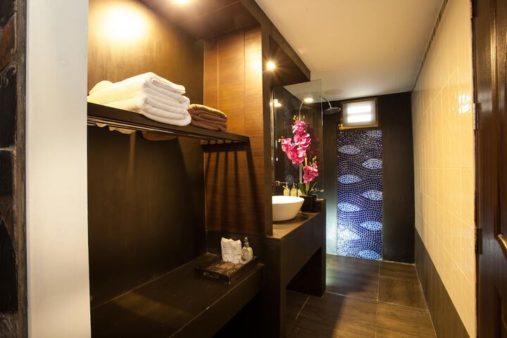 Room 89 of 140
