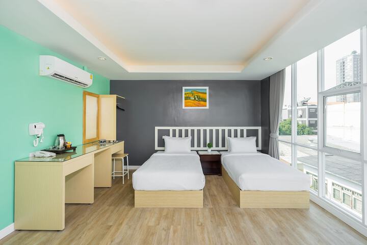Room 22 of 64