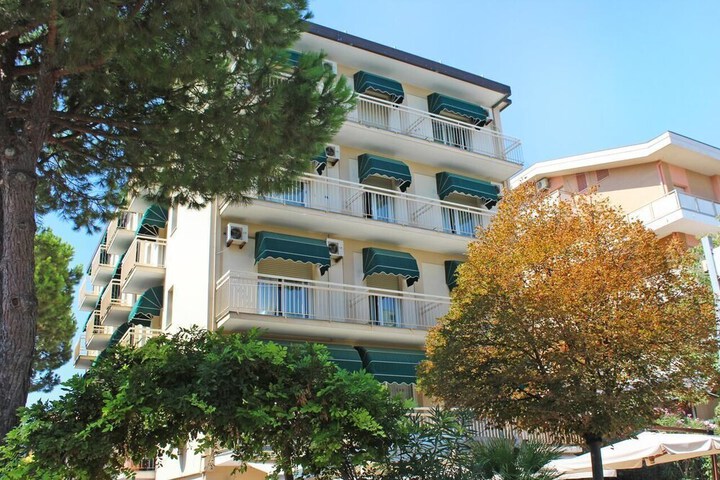 Hotel 27 of 27