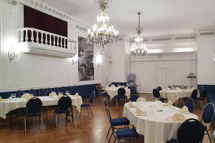 Ballroom/Hall 51 of 57
