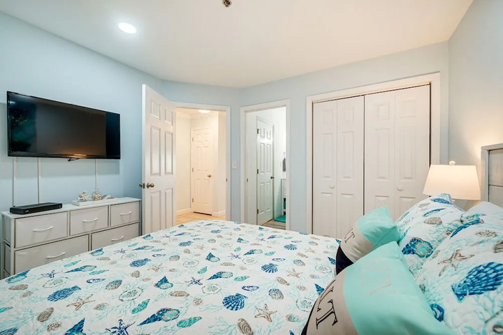 Sunrise Oceanview Escape & Pool in N Topsail Beach
