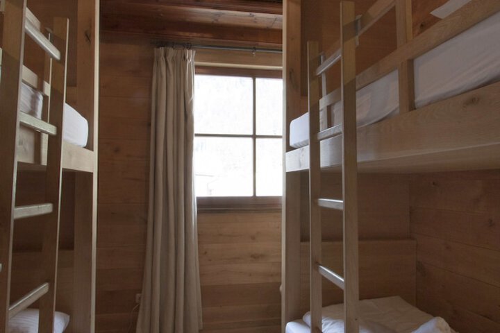 Room 10 of 73